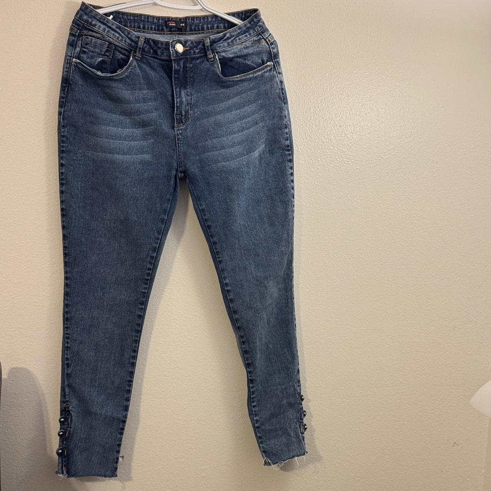 Stylish Blue Skinny Jeans for Women
